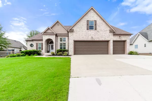 Ooltewah, TN 37363,7859 Tranquility DR