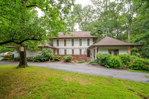Signal Mountain, TN 37377,1103 Havenwood DR
