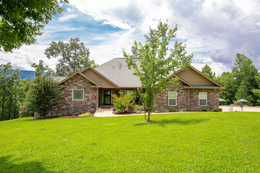 313 Hidden Trail TRL, Dunlap, TN 37327