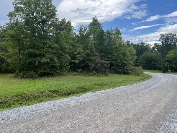 Lot 1 Poplar RD, Pikeville, TN 37367