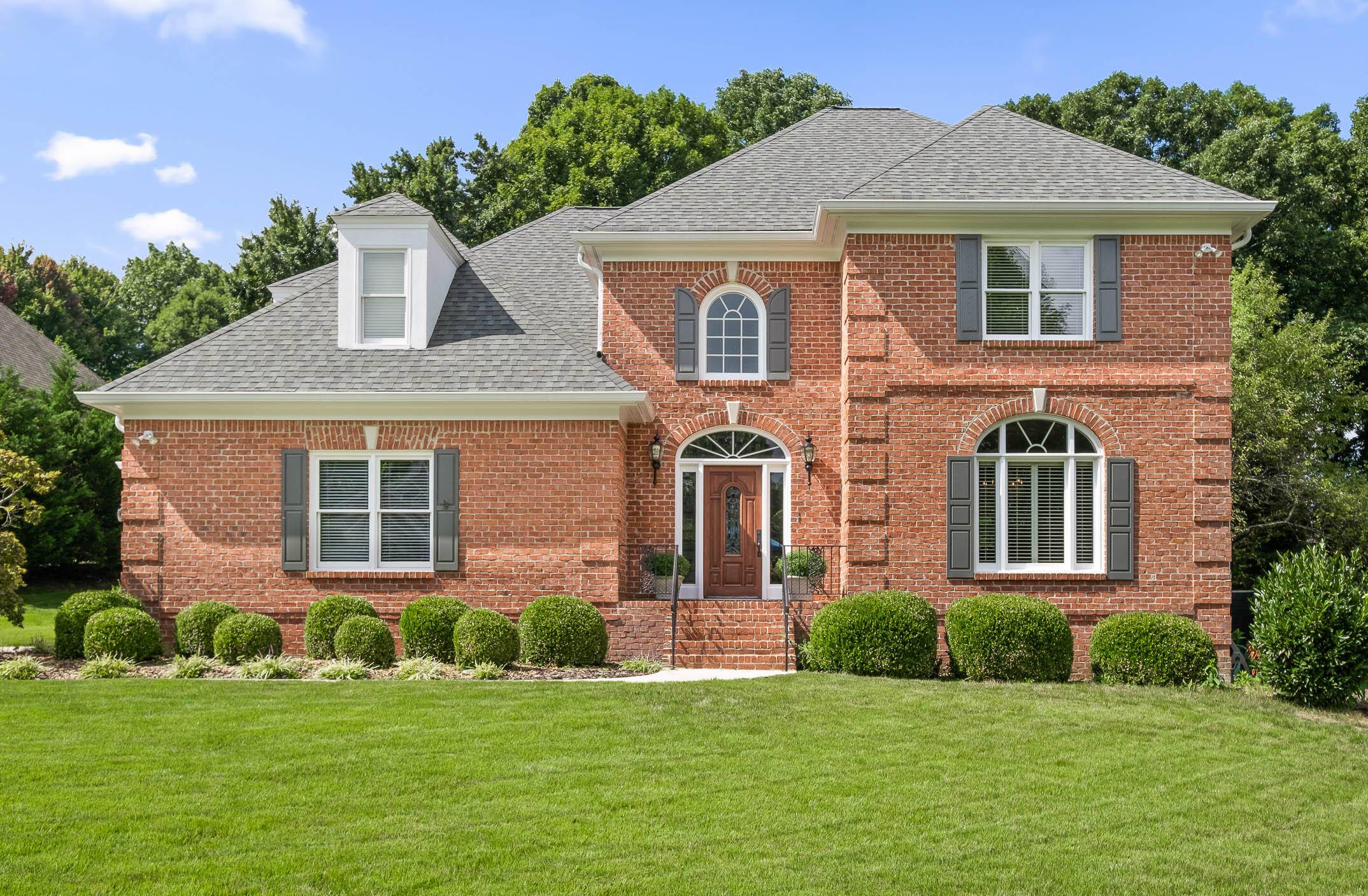 19 Mountain Orchard PATH, Signal Mountain, TN 37377