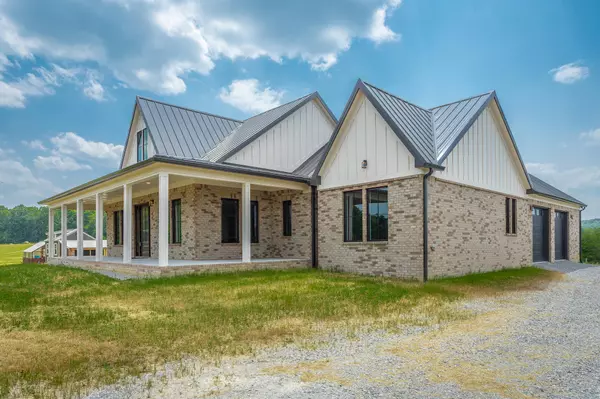 Pikeville, TN 37367,157 Halls Farm LN