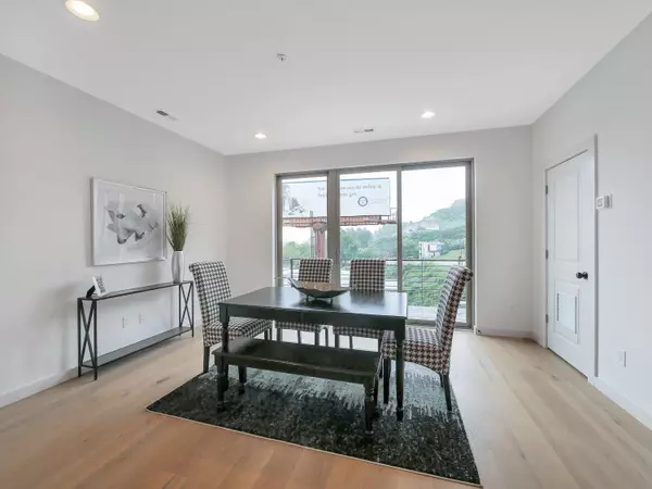 Chattanooga, TN 37405,895 Cherokee BLVD