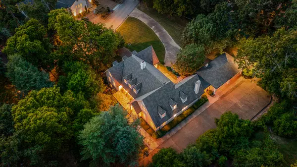 1524 Minnekahda RD, Chattanooga, TN 37405