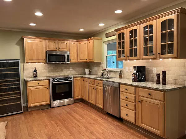 Signal Mountain, TN 37377,506 Ohio AVE