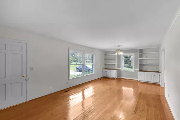 Huntingdon, TN 38344,13825 Paris ST