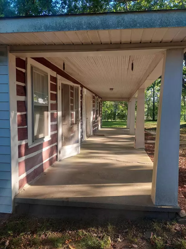 Signal Mountain, TN 37377,279 Miller RD