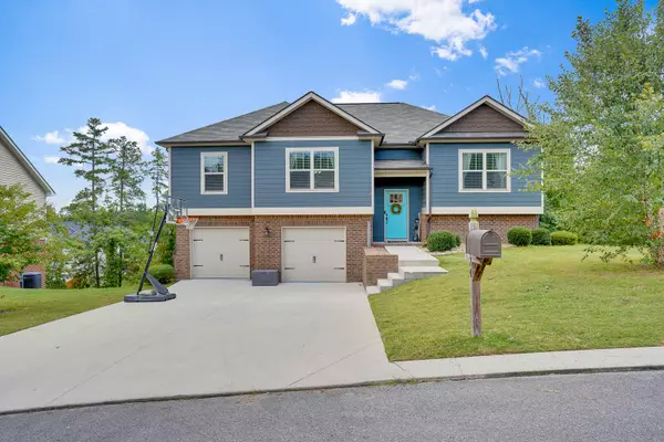 1074 Longo DR, Soddy Daisy, TN 37379