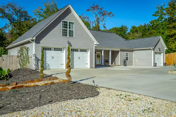 Signal Mountain, TN 37377,126 Smith ST