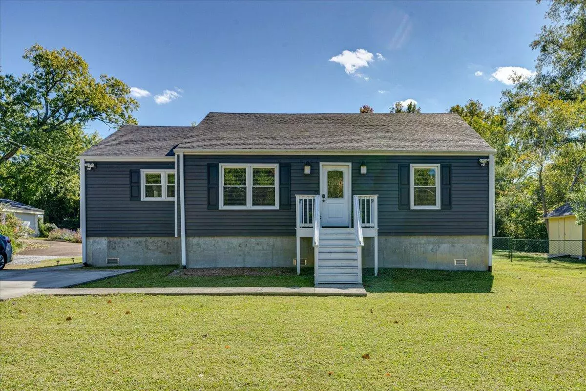 Chattanooga, TN 37421,118 Chickamauga RD