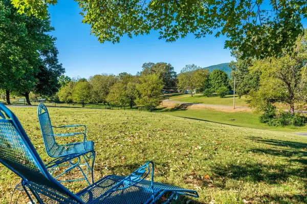Whitwell, TN 37397,380 Magnolia ST