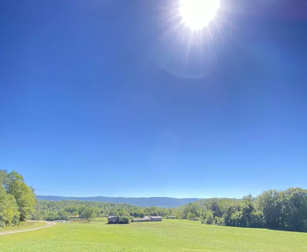 Pikeville, TN 37367,287 London Mccloud RD