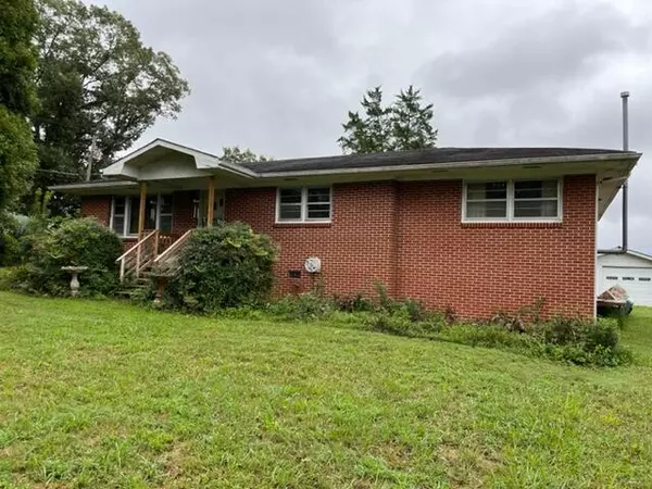 Etowah, TN 37331,202 County Road 909