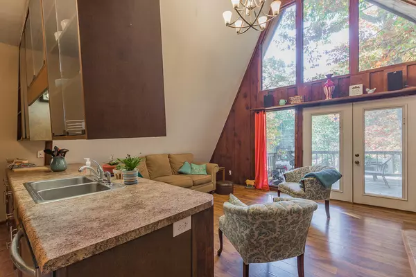 Signal Mountain, TN 37377,461 Miller Cove CIR