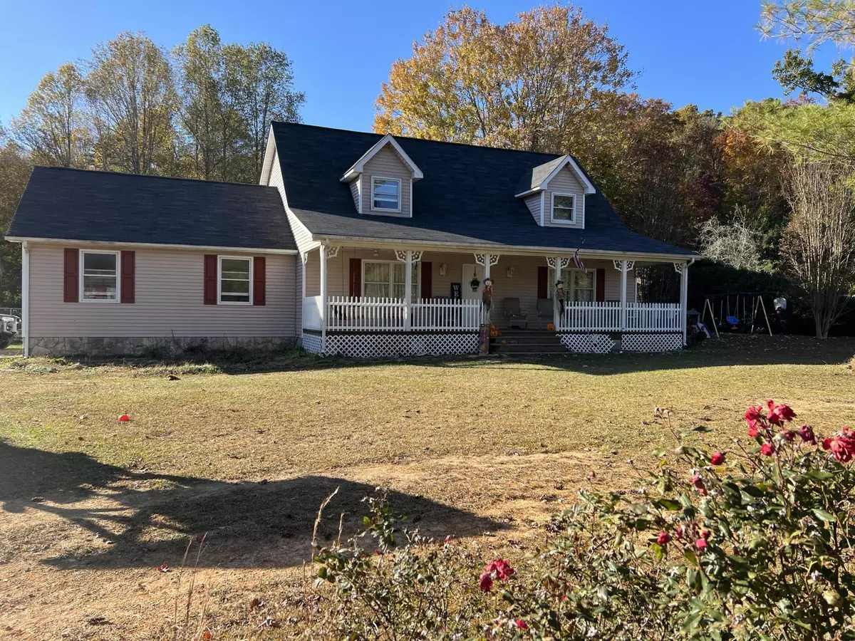 Whitwell, TN 37397,3186 Pocket RD