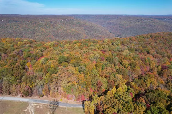 Sewanee, TN 37375,0 Ravens Den RD