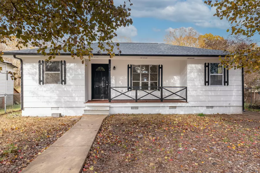 1107 35th Street PL, Chattanooga, TN 37407