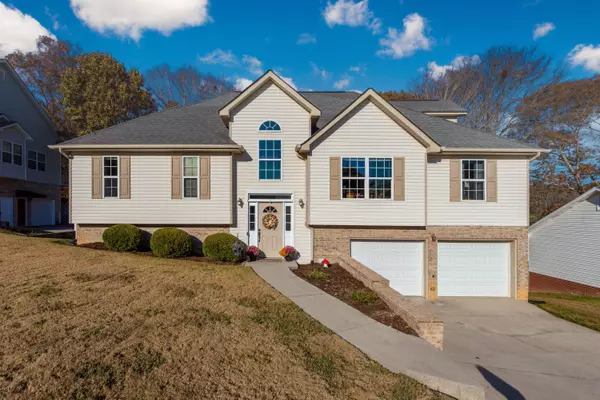 341 Celestial LN, Hixson, TN 37343