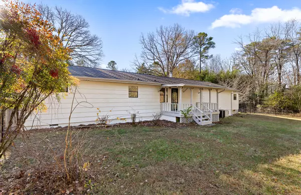 Signal Mountain, TN 37377,202 Bee Branch BLVD