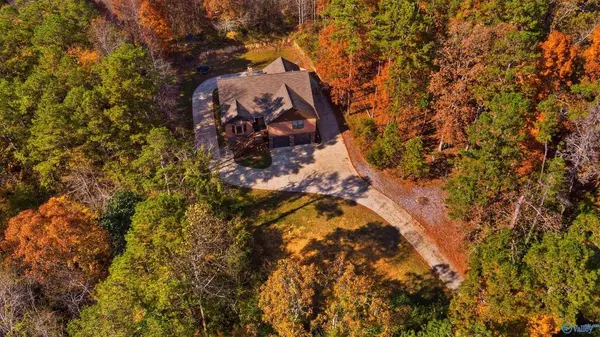 73 Posey RD, Fort Payne, AL 35968