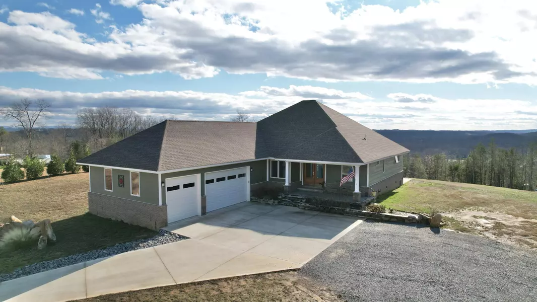 385 Escape DR, Evensville, TN 37332