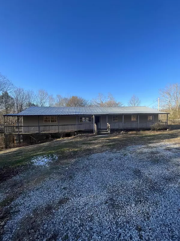 Etowah, TN 37331,380 County Road 875