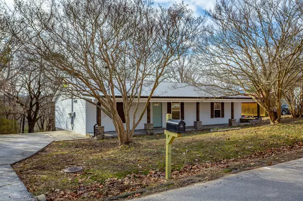 75 Ferncliff DR,  Rossville,  GA 30741