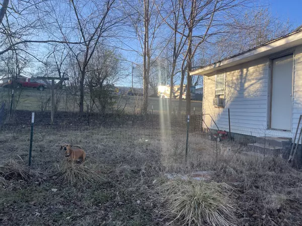 Pikeville, TN 37367,219 Grove ST