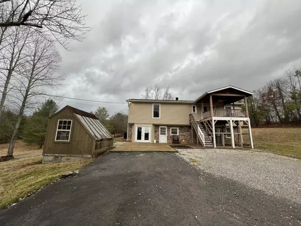 Pikeville, TN 37367,196 Old Sampson RD