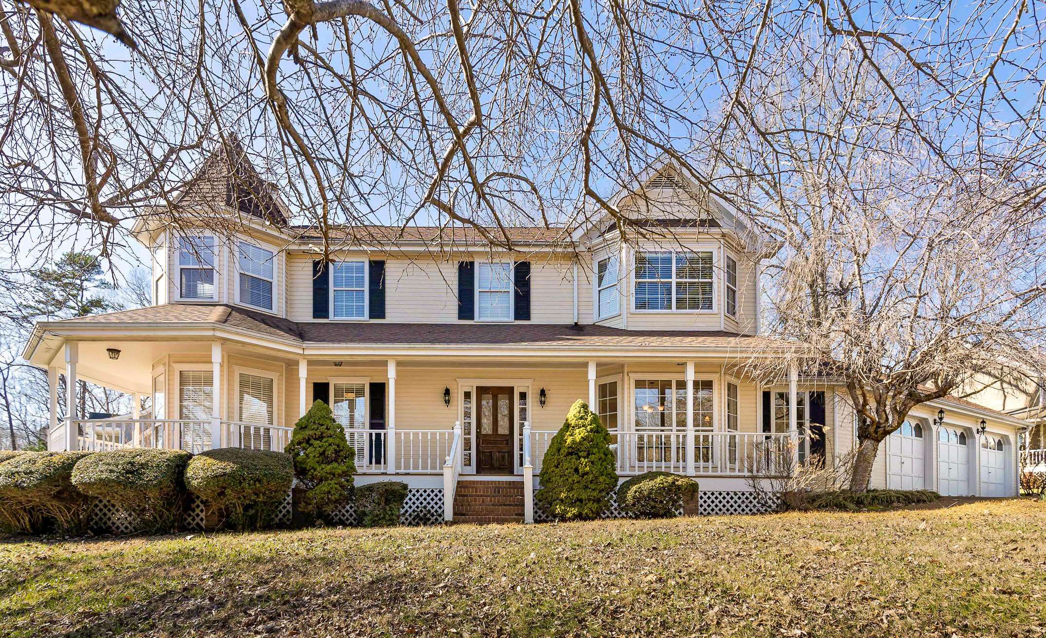 Soddy Daisy, TN 37379,12417 Creek Hollow LN