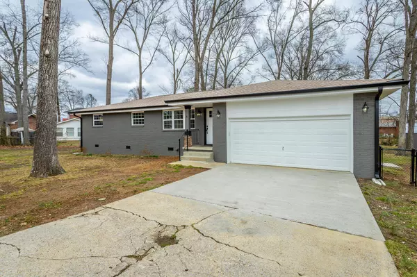 Fort Oglethorpe, GA 30742,6 Howard CIR