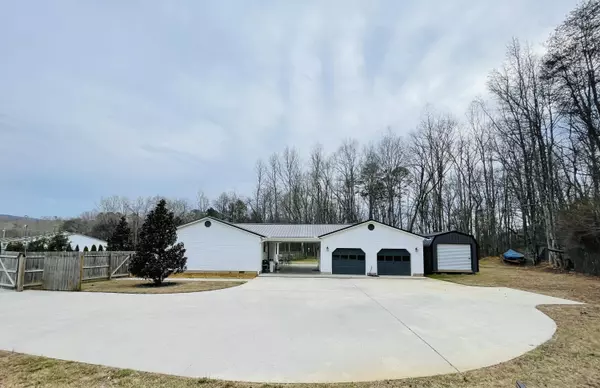 Dunlap, TN 37327,105 Magnolia CIR