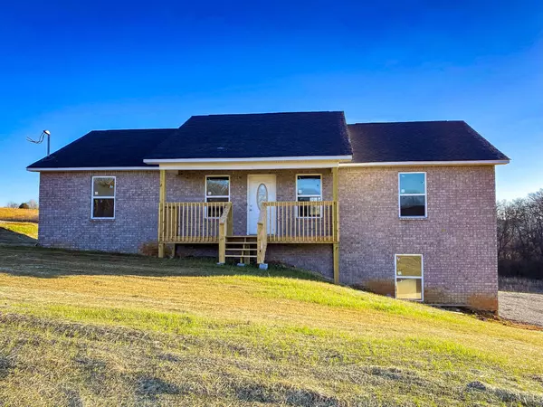 Jefferson City, TN 37760,802 Forgety RD