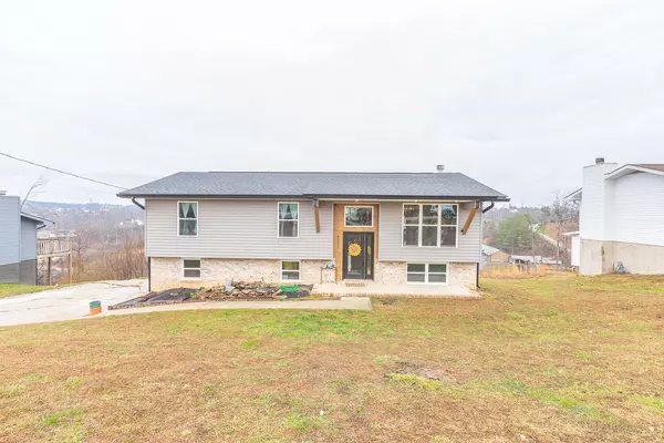 Chattanooga, TN 37421,8331 Harvest Oak LN