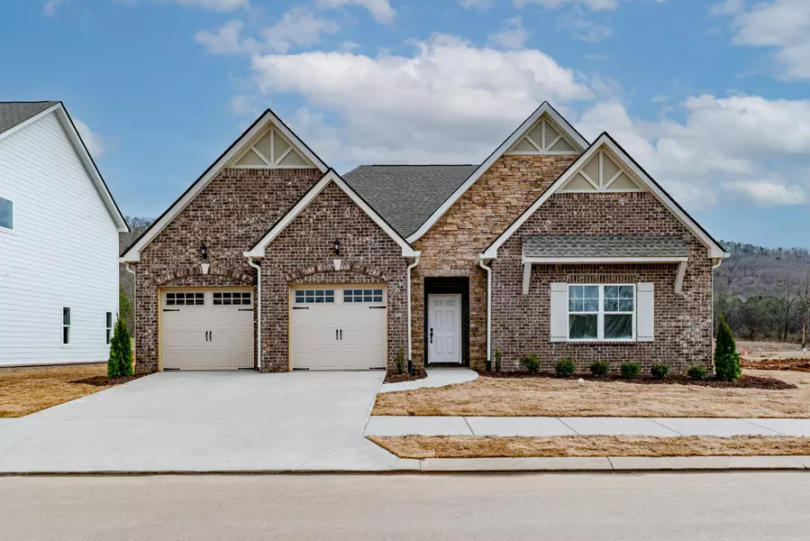 2544 Blue Skies DR, Ooltewah, TN 37363