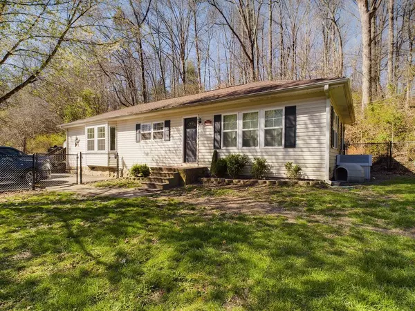 708 Tarwater ST, Rockwood, TN 37854