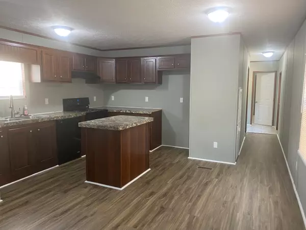 Soddy Daisy, TN 37379,1915 Lakewood AVE