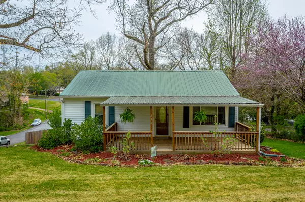 232 Longview DR, Rossville, GA 30741