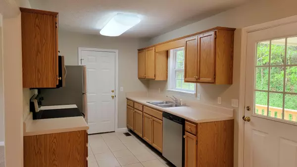Ringgold, GA 30736,40 Breezewood RD