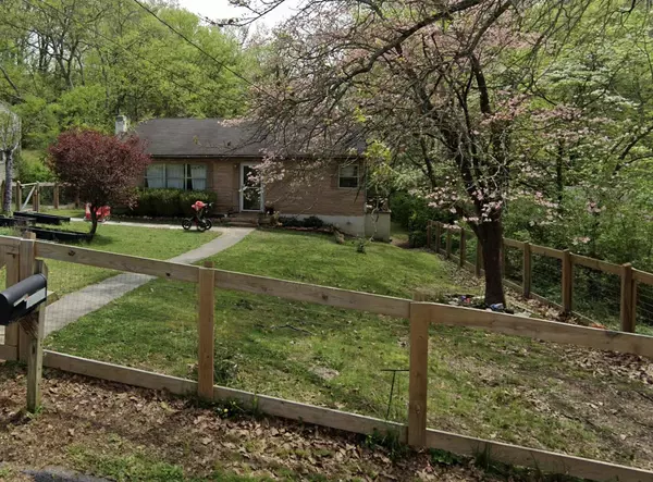 Chattanooga, TN 37415,3764 Occonechee TRL