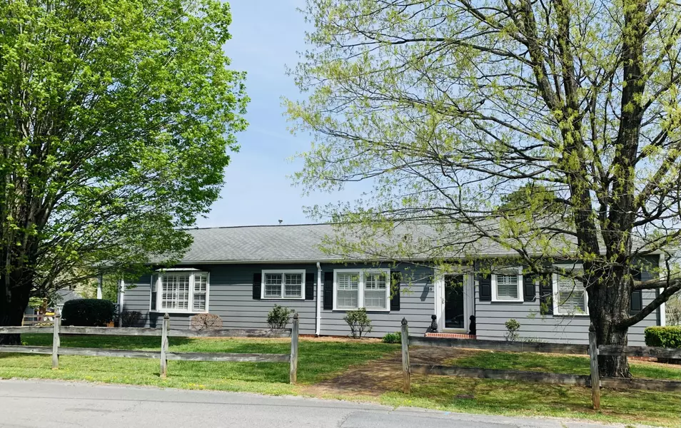 16 Bittings AVE, Summerville, GA 30747