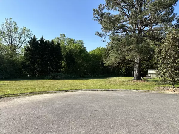 Mcdonald, TN 37353,140 Kelle Leanne LN