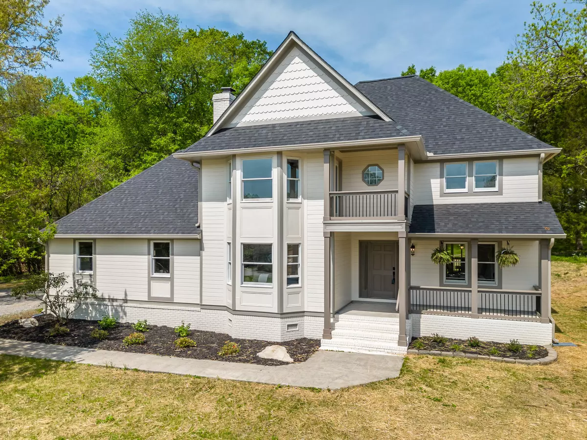 Soddy Daisy, TN 37379,13011 Susan LN