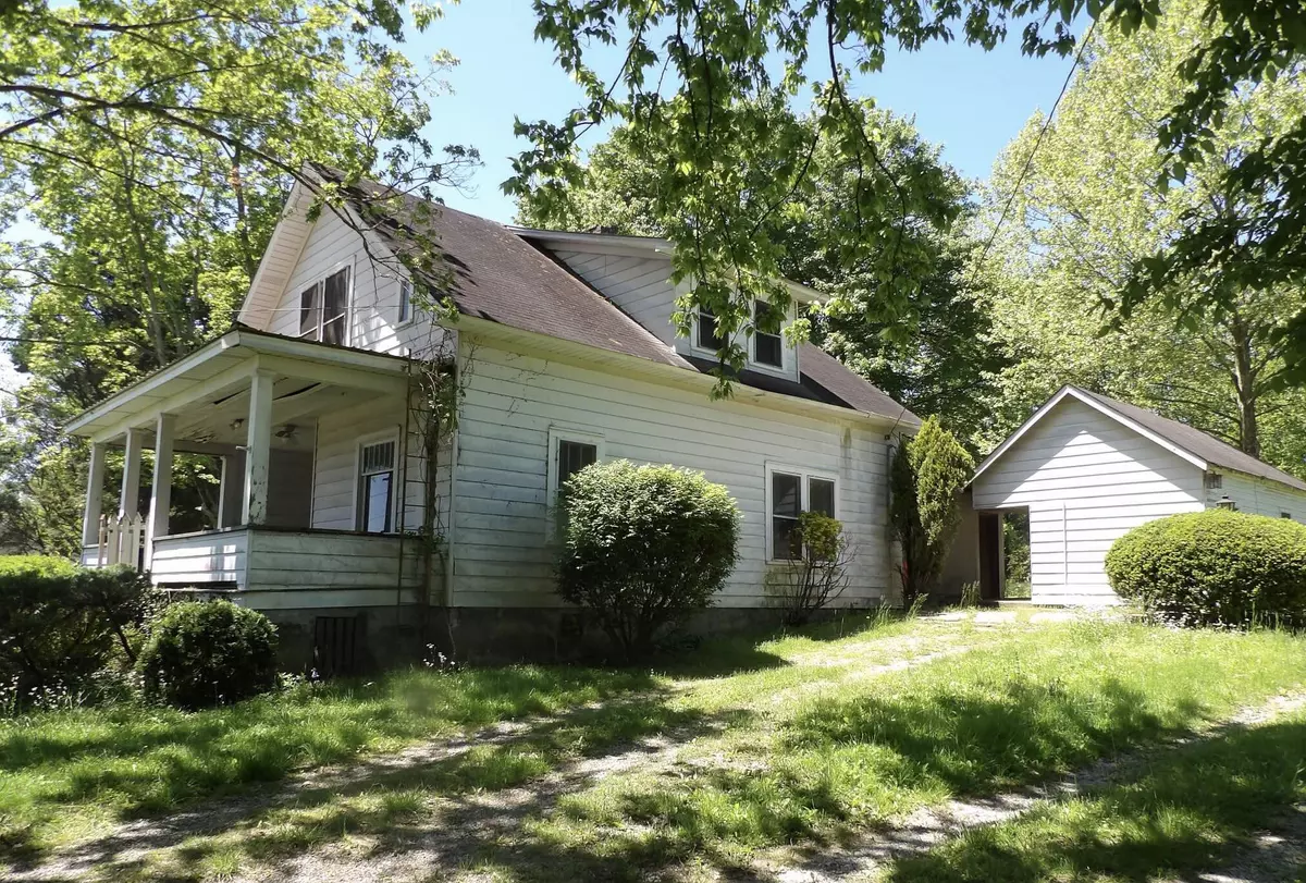 Spring City, TN 37381,386 Cemetery RD