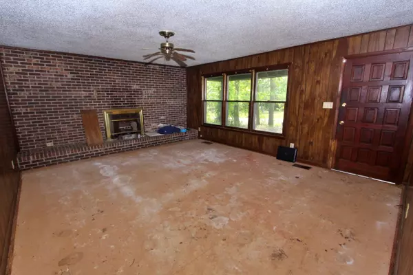 Section, AL 35771,8816 County Road 19