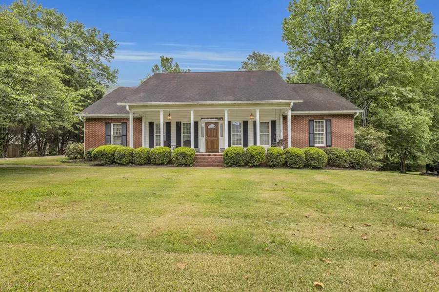 2810 Fox Ridge RD, Ooltewah, TN 37363