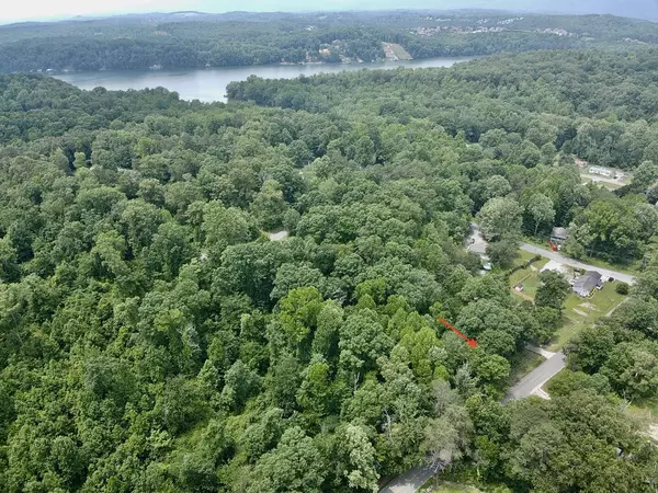 13747 Lillard Rd RD, Soddy Daisy, TN 37379