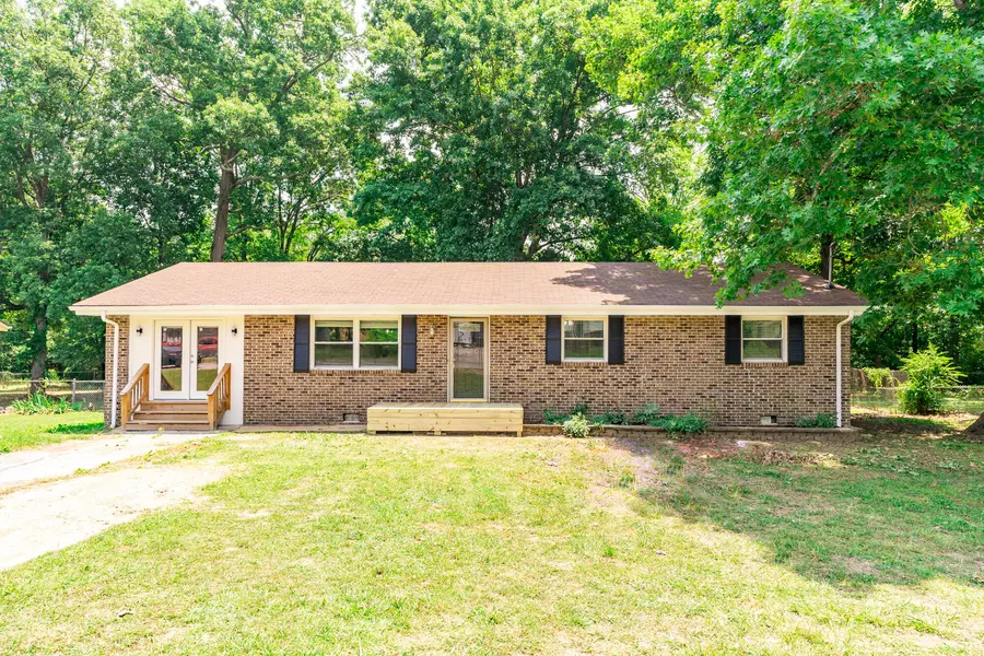 29 Edgewood CIR, Fort Oglethorpe, GA 30742