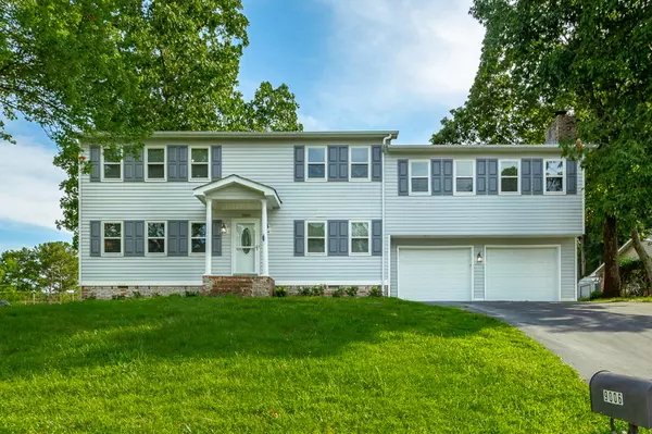 Chattanooga, TN 37421,9006 Kesler LN