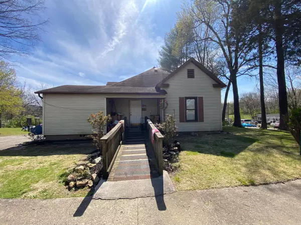 Etowah, TN 37331,621 9th ST